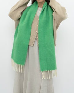 Modern x Green, Cream Fuzzy Scarf