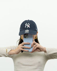 NY YANKEES x Floral Embroidered Navy Hat