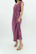 Load image into Gallery viewer, DYNAMITE x Magenta Satin Gown (L)