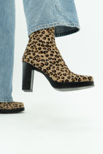 Load image into Gallery viewer, Vintage x Made in Spain x Leopard Print Pony Hair Platform Boots (6.5, 7)