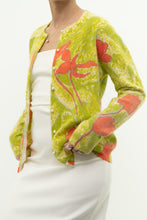 Load image into Gallery viewer, Vintage x Made in JAPAN x EATONS Angora, Wool Green Floral Cardigan (XS-L)