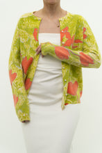 Load image into Gallery viewer, Vintage x Made in JAPAN x EATONS Angora, Wool Green Floral Cardigan (XS-L)