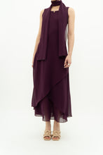 Load image into Gallery viewer, Vintage x Made in Canada x Dark Plum Midi Dress (XXS, XS)