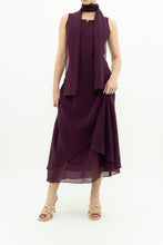 Load image into Gallery viewer, Vintage x Made in Canada x Dark Plum Midi Dress (XXS, XS)