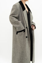 Load image into Gallery viewer, Vintage x Made in USA x Heathered Wool, Velvet Coat (M-XL)