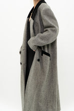 Load image into Gallery viewer, Vintage x Made in USA x Heathered Wool, Velvet Coat (M-XL)