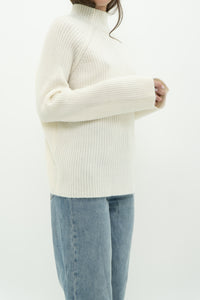 Modern x Cream Ribbed Knit Turtleneck (XS-M)