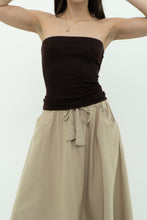 Load image into Gallery viewer, Vintage x BCBG Brown Fitted Strapless Top (S, M)