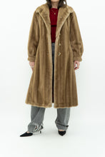 Load image into Gallery viewer, Vintage x Made in Winnipeg x Beige Faux Fur Coat (XS)