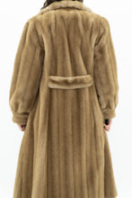 Load image into Gallery viewer, Vintage x Made in Winnipeg x Beige Faux Fur Coat (XS)