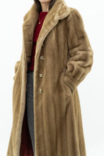 Load image into Gallery viewer, Vintage x Made in Winnipeg x Beige Faux Fur Coat (XS)