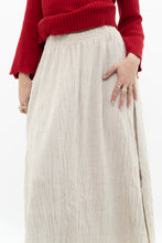 Load image into Gallery viewer, Vintage x Made in USA x Heathered Beige Midi Skirt (XS)