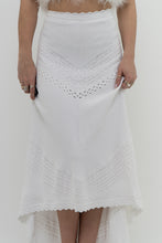 Load image into Gallery viewer, ALEXIS x White Knit Midi Skirt (L)