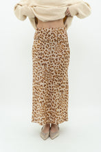 Load image into Gallery viewer, FREE PEOPLE x Nude Leopard Satin Midi Skirt (XS, S)