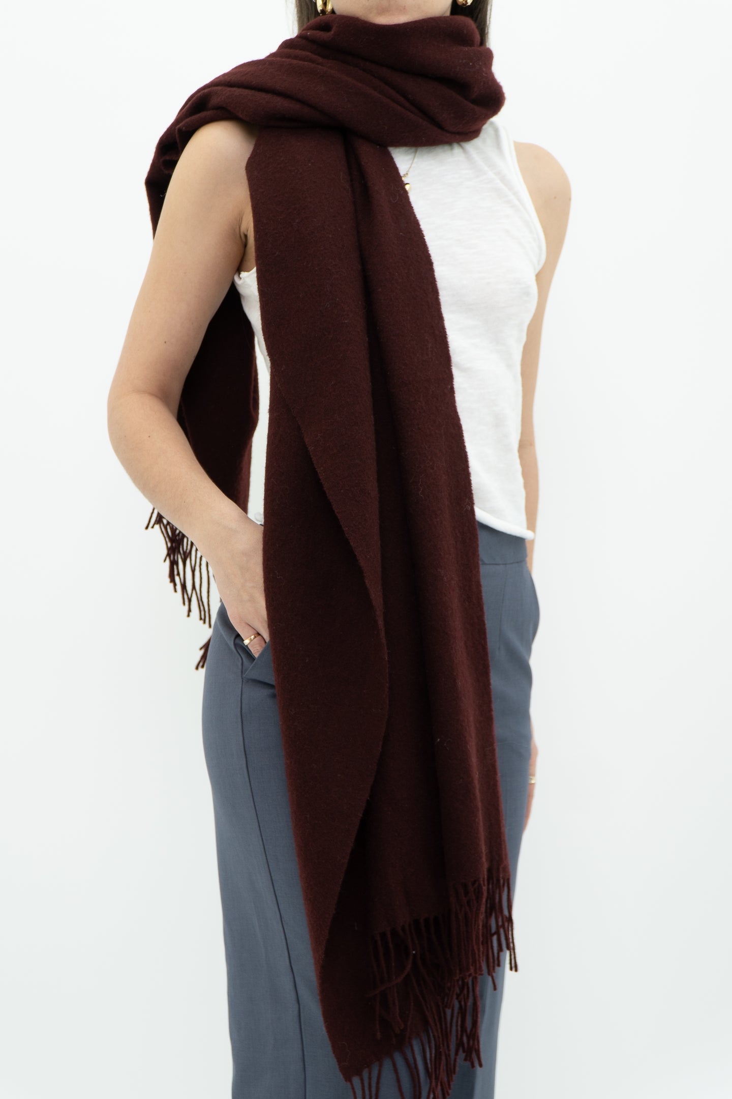 WILFRED x Maroon Classic Scarf