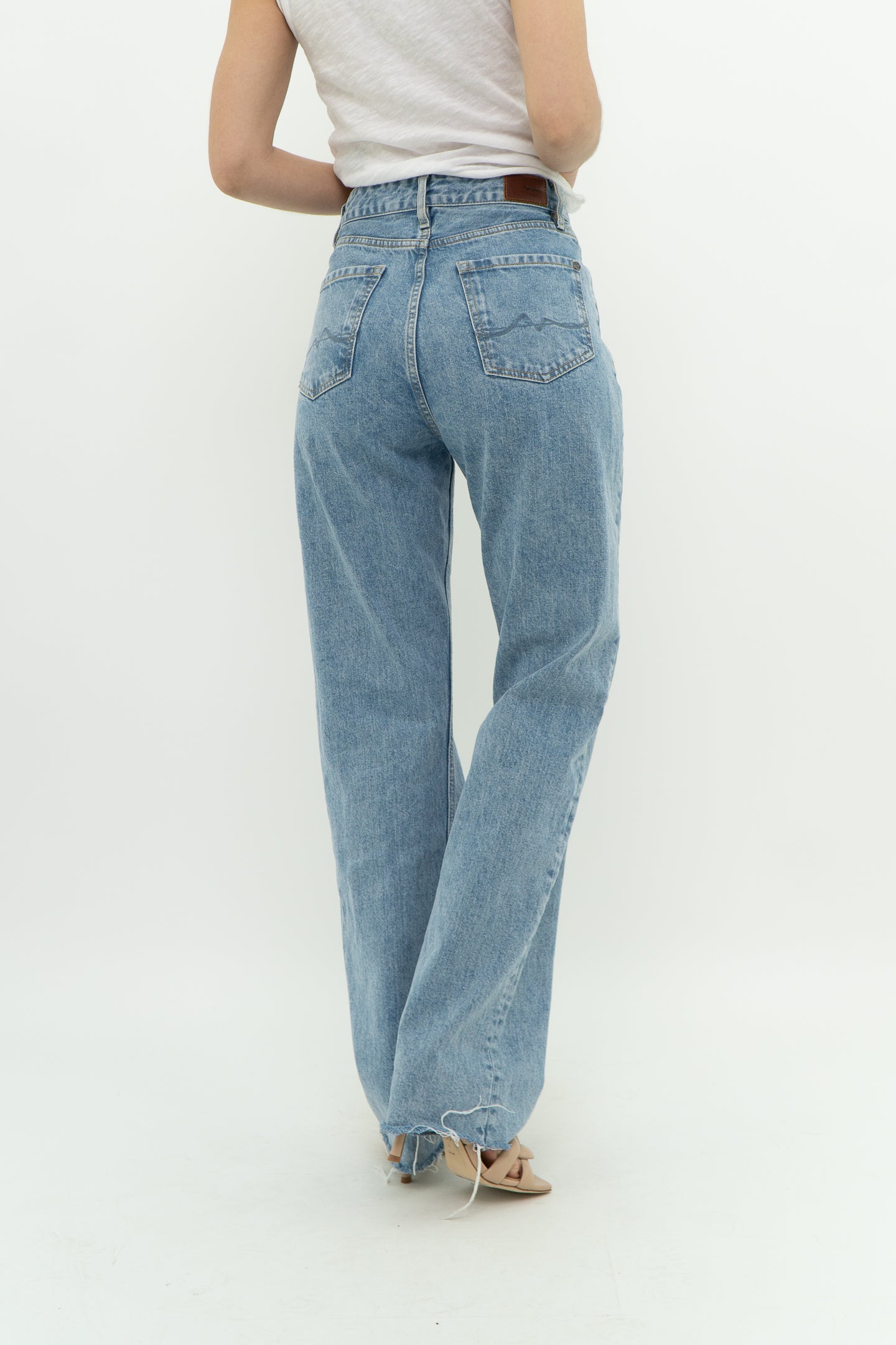 PEPE JEANS x Light Wash Straight Leg Denim (S)