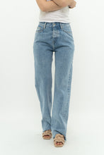 Load image into Gallery viewer, PEPE JEANS x Light Wash Straight Leg Denim (S)