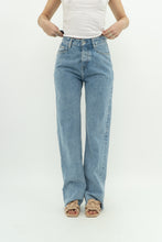 Load image into Gallery viewer, PEPE JEANS x Light Wash Straight Leg Denim (S)