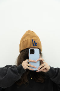 LA DODGERS x NEW ERA Tan Beanie