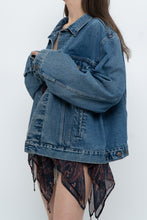 Load image into Gallery viewer, Vintage x LEVIS Orange Tab Midwash Denim Jacket (M-XL)