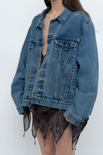 Load image into Gallery viewer, Vintage x LEVIS Orange Tab Midwash Denim Jacket (M-XL)