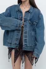 Load image into Gallery viewer, Vintage x LEVIS Orange Tab Midwash Denim Jacket (M-XL)