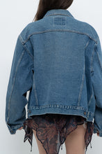 Load image into Gallery viewer, Vintage x LEVIS Orange Tab Midwash Denim Jacket (M-XL)