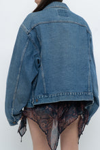 Load image into Gallery viewer, Vintage x LEVIS Orange Tab Midwash Denim Jacket (M-XL)