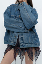 Load image into Gallery viewer, Vintage x LEVIS Orange Tab Midwash Denim Jacket (M-XL)
