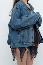 Load image into Gallery viewer, Vintage x LEVIS Orange Tab Midwash Denim Jacket (M-XL)