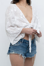 Load image into Gallery viewer, Vintage x BCBG White Floral Front Tie Bohemian Top (S, M)