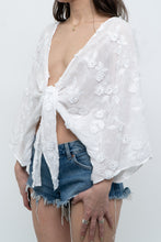 Load image into Gallery viewer, Vintage x BCBG White Floral Front Tie Bohemian Top (S, M)