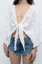 Load image into Gallery viewer, Vintage x BCBG White Floral Front Tie Bohemian Top (S, M)