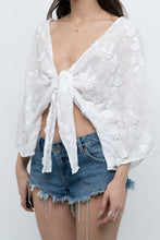Load image into Gallery viewer, Vintage x BCBG White Floral Front Tie Bohemian Top (S, M)