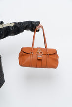 Load image into Gallery viewer, Vintage x CNKW Orange Pebble Leather Purse