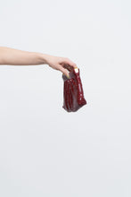 Load image into Gallery viewer, Vintage x Made in Hong Kong x Burgundy Chainlink Purse
