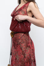 Load image into Gallery viewer, Vintage x Made in Hong Kong x Burgundy Chainlink Purse