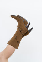 Load image into Gallery viewer, Vintage x Tan Faux Suede Belted Boots (7)