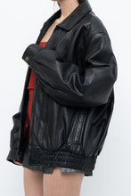 Load image into Gallery viewer, Vintage x WILSONS Black Leather Bomber (S, M)