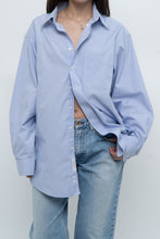 Load image into Gallery viewer, Vintage x ROUNDTREE &amp; YORKE Blue Fine-striped Buttonup (M, L)