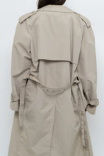 Load image into Gallery viewer, Vintage x Made in Korea x MOORES Beige Cotton-Blend Trench (M, L)