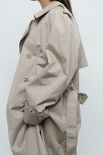 Load image into Gallery viewer, Vintage x Made in Korea x MOORES Beige Cotton-Blend Trench (M, L)
