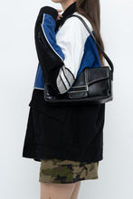 Load image into Gallery viewer, Vintage x Made in Argentina x CARLA DANELLI Black Stitched Leather Purse