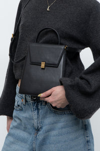 JAMIE WANDER x Black Leather Structered Purse