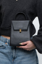 Load image into Gallery viewer, JAMIE WANDER x Black Leather Structered Purse
