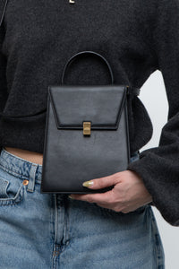 JAMIE WANDER x Black Leather Structered Purse