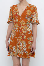 Load image into Gallery viewer, NICHOLAS x Orange Floral Pure Silk Mini Dress (S)