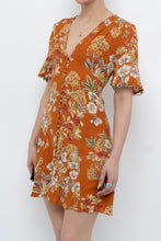 Load image into Gallery viewer, NICHOLAS x Orange Floral Pure Silk Mini Dress (S)