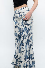 Load image into Gallery viewer, Vintage x Cream, Blue Floral Linen Maxi Skirt (M)