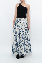 Load image into Gallery viewer, Vintage x Cream, Blue Floral Linen Maxi Skirt (M)